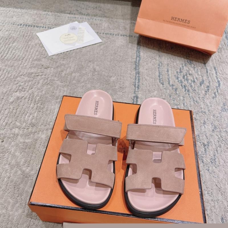H**mes slippers